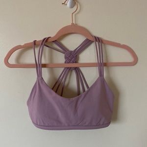 Lululemon sports bra